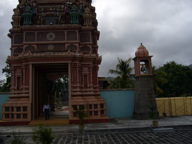 P1020034_Mianski_Tempel_Port_Louis6.JPG