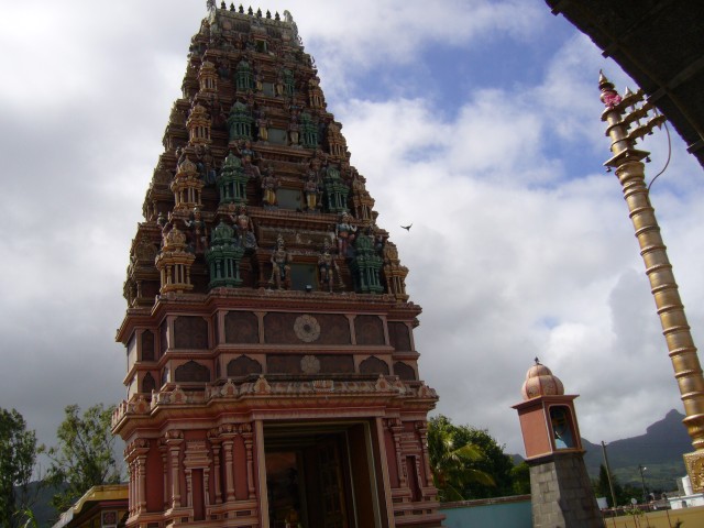 P1020036_Mianski_Tempel_Port_Louis8.JPG