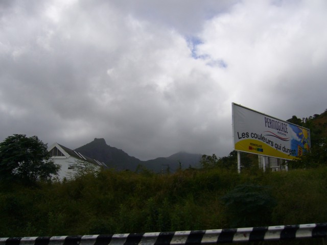 P1020048_Mountains_At_Port_Louis3.JPG