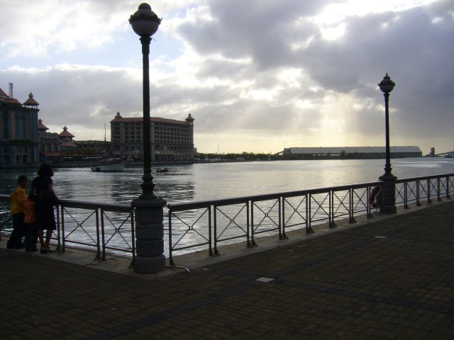 P1020183_Waterfront_Port_Louis4.JPG