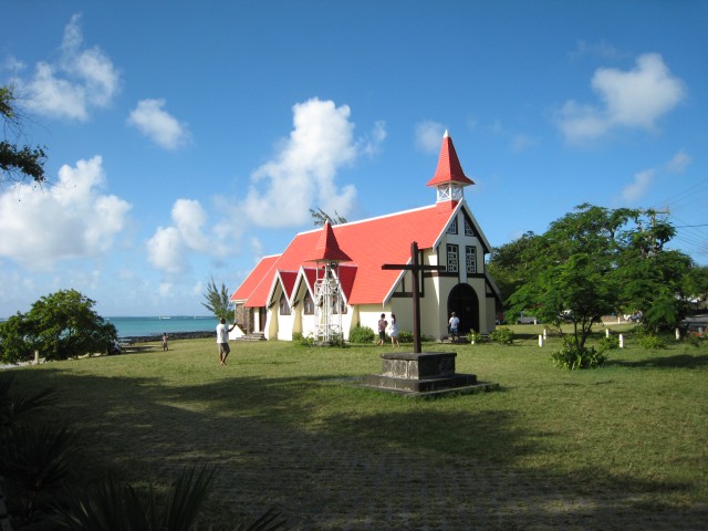 P1020217_Chapel_At_Cap_Malheureux4_c.JPG