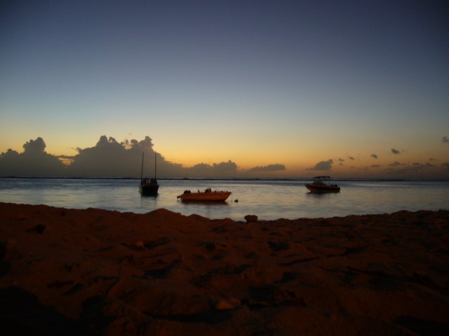 P1020231_Cloudy_Sunset_At_Troux_Aux_Biches8.JPG
