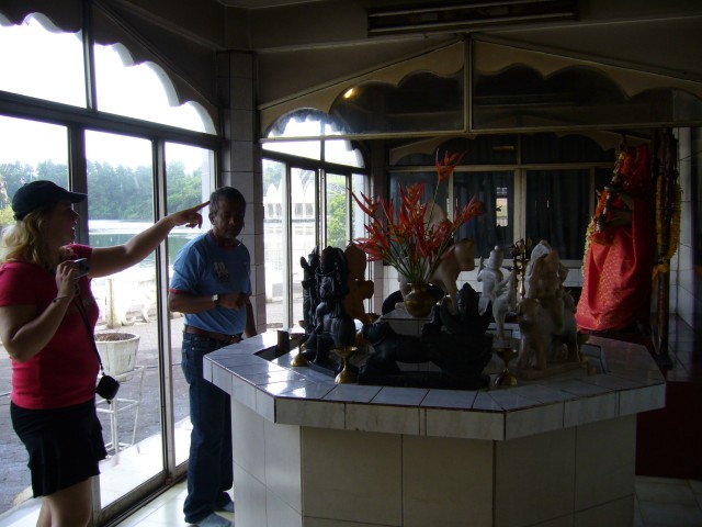 P1020266_The_Temple_At_Grand_Bassin8.JPG