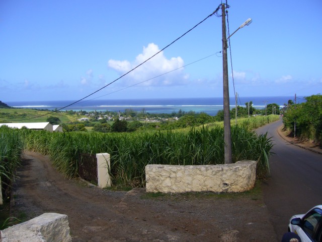 P1020332_The_Street_To_The_Southernmost_Point3.JPG
