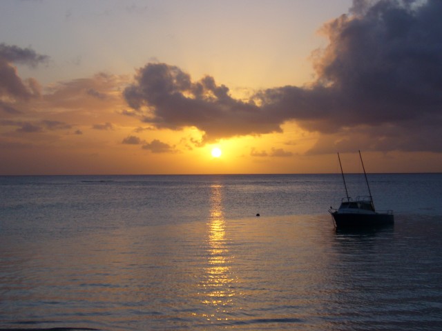 P1020442_Sunset_At_Beach_From_Troux_Aux_Biches1.JPG