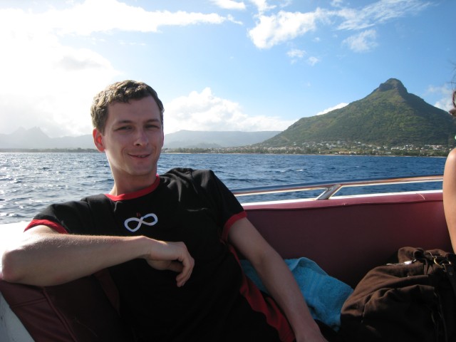 P1020451_Posing_Before_Mountains_At_The_Speedboat_Tour_c.JPG