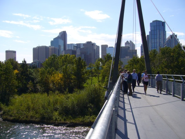 Canada-Alberta-Calgary-Princes_Island_Park-Bow_river_bridge_2816x2112.jpg