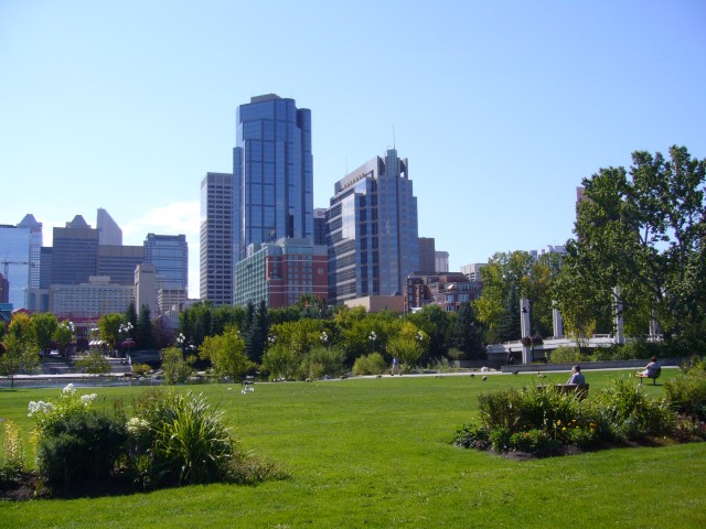 Canada-Alberta-Calgary-Princes_Island_Park-Skyline_1_2816x2112.jpg