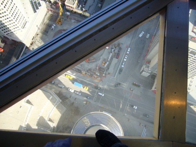 Canada-Alberta-Calgary-Tower-Glas_floor_2816x2112.jpg
