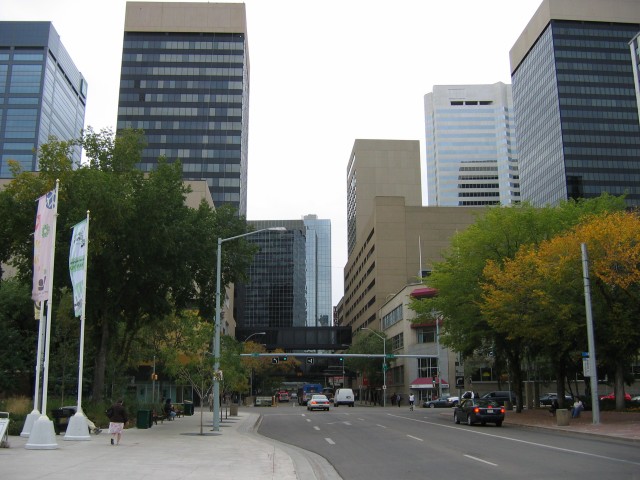 Canada-Alberta-Edmonton-Skyscrapers_2272x1704.jpg