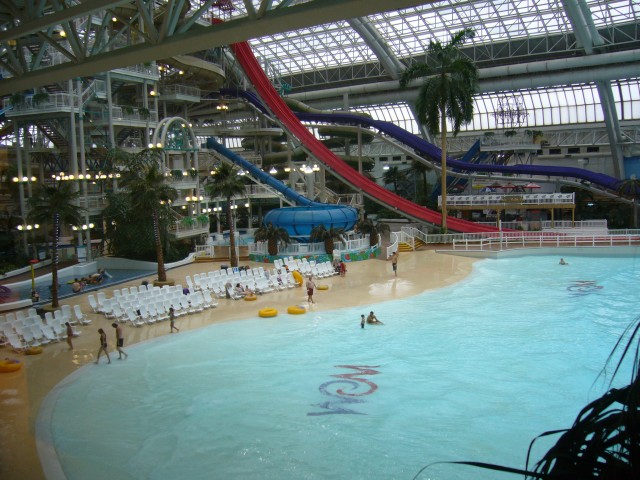 Canada-Alberta-Edmonton-West_Ed_Mall-Swim_hall_3_2816x2112.jpg