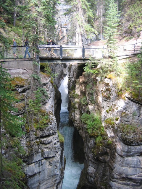 Canada-Alberta-Jasper_NPark-Maligne_Canyon-Canyon_and_bridge_2_1704x2272.jpg