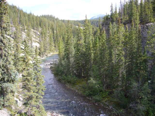 Canada-Alberta-Jasper_NPark-Maligne_Canyon-River_1_2816x2112.jpg