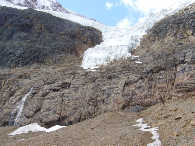 Canada-Alberta-Jasper_NPark-Mt_Edith_Cavell-Cavell_lake-View_to_angel_glacier_2_2816x2112.jpg