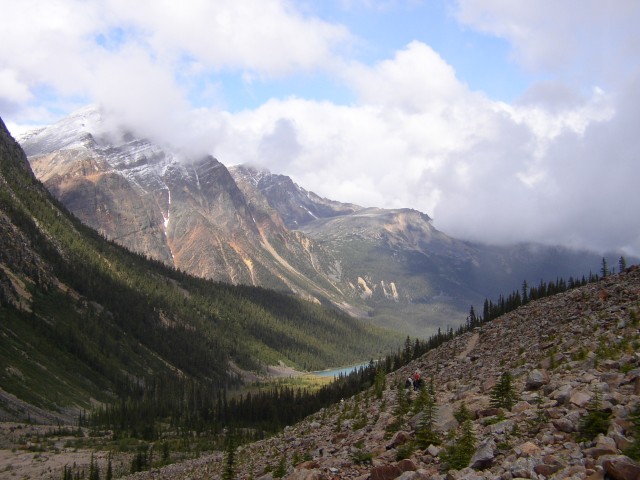 Canada-Alberta-Jasper_NPark-Mt_Edith_Cavell-Glacier_Trail-Valley_view_1984x1488.jpg