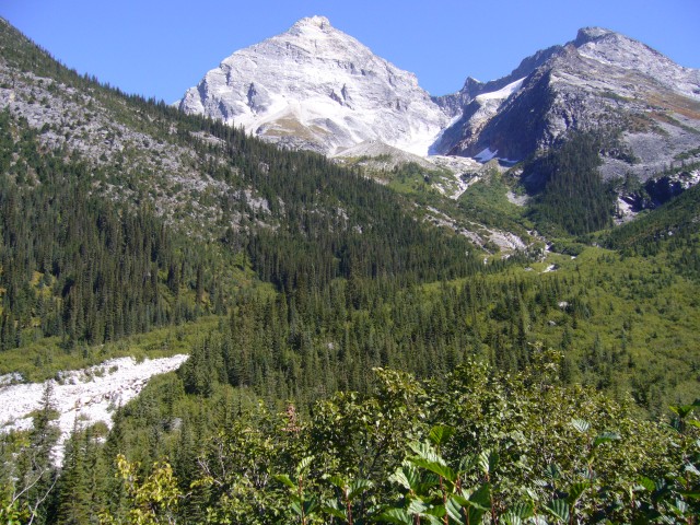 Canada-British_Columbia-Glacier_NPark-Great_Glacier_Trail-Big_Mtn_1_2816x2112.jpg