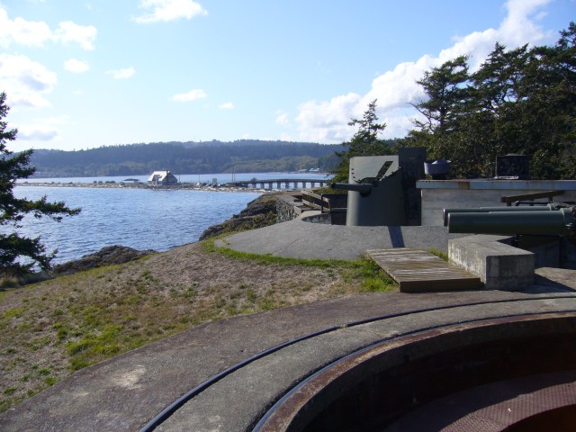 Canada-British_Columbia-Old_Coast_bastion-Cannons_2816x2112.jpg