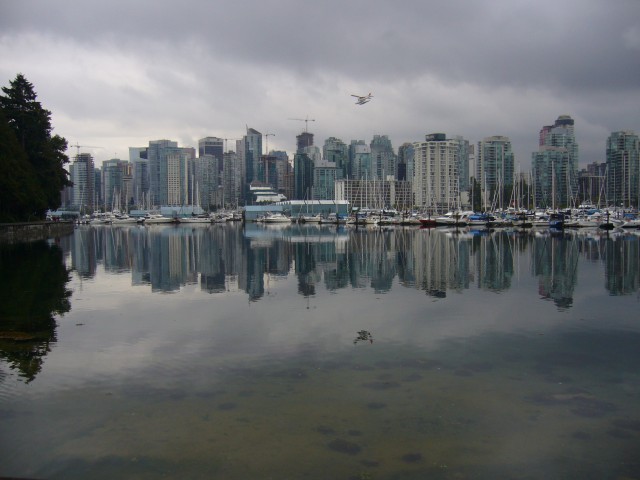 Canada-British_Columbia-Vancouver-Coal_Harbour-Sea_plane_2816x2112.jpg