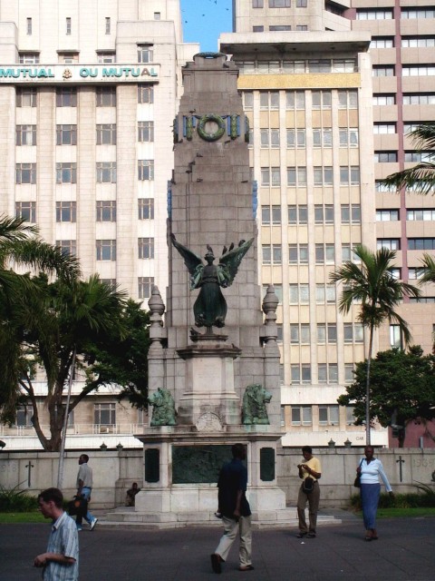 South_Africa_Durban_Town_hall_Monument_1632x1224.jpg