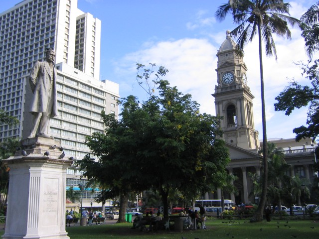 South_Africa_Durban_Town_hall_Statue_and_Church_2048x1536.jpg