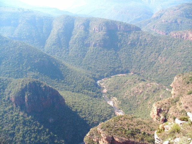 South_Africa_Blyde_River_Canyon_River_1_1632x1224.jpg